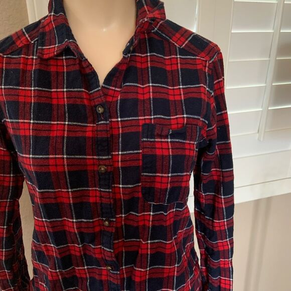Hollister Women's Plaid Long Sleeve Button Down Shirt Blouse Top - Picture 3 of 4